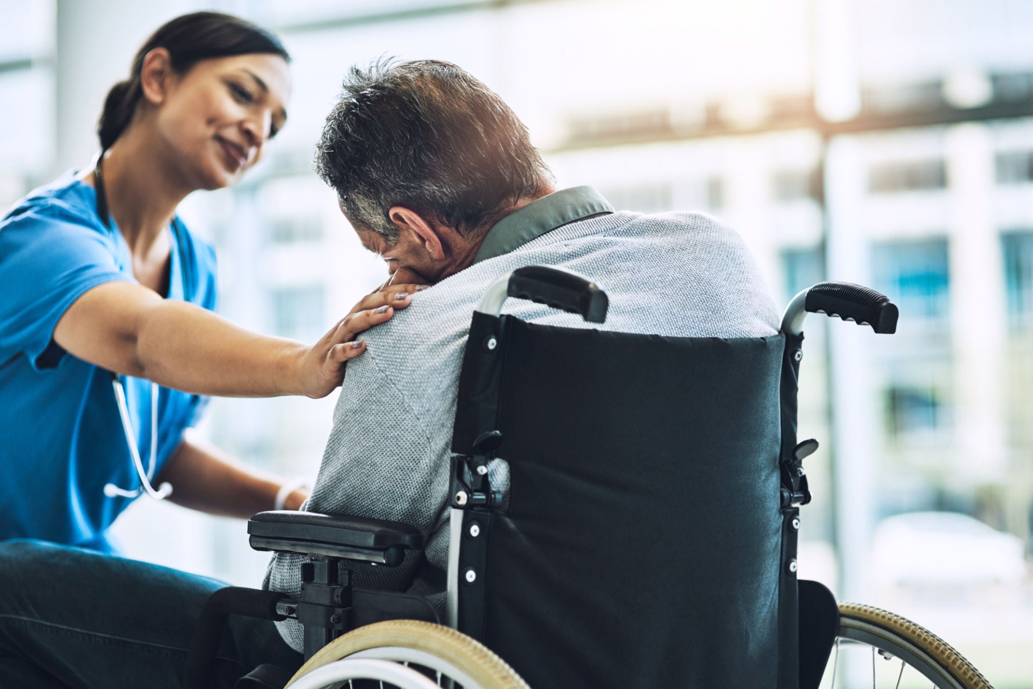 Soin de Confort et de Bien-Être pour les Seniors dépendants